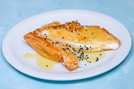 Φακελάκι φέτας με σουσάμι